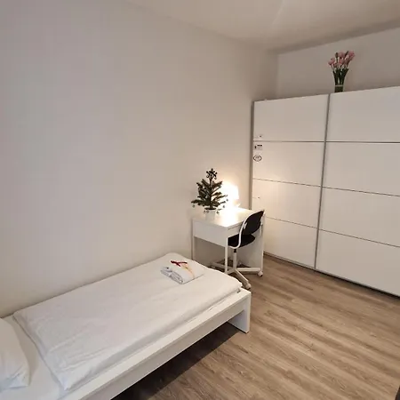 Apartment Fully Renovated By Andel Metro *