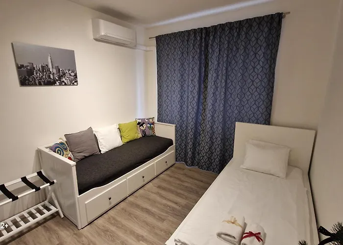Fully Renovated By Andel Metro * Praha